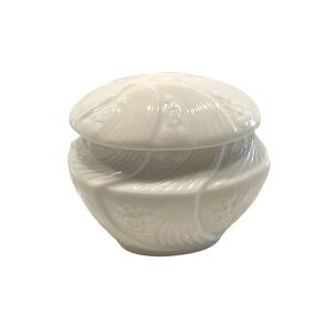 Belleek Pottery Ireland Trinket Box/Tea Caddy with Lid Green Mark 2001-2006